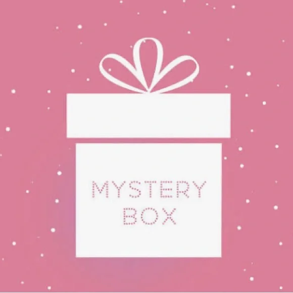 4-4.5 Lb Mystery Box of L & XL Women’s Clothing - Picture 4 of 4